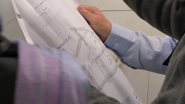 Architect and couple with blueprint - Filmmaterial, Video