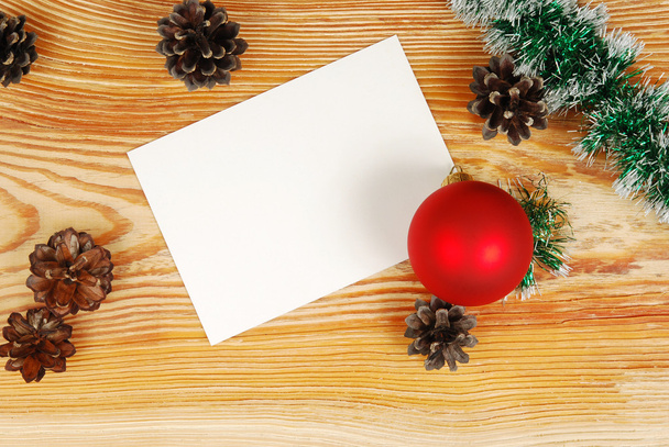 Рождественская открытка на деревянной доске
 - Фото, изображение