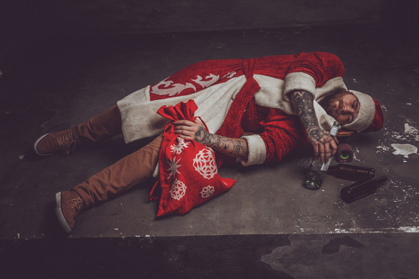 man in santa 's clothes
. - Фото, изображение