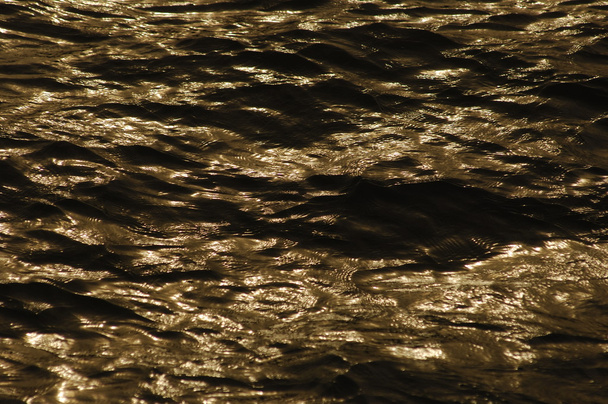 Su dalgaları gün ışığında - Fotoğraf, Görsel