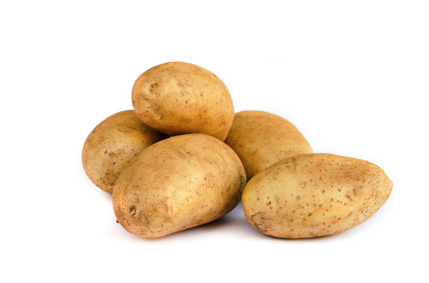 Kartoffelfrüchte isoliert . - Foto, Bild