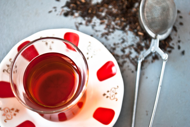 Török tea hagyományos üvegben - Fotó, kép