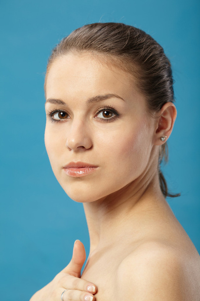 Portrait of young woman - Photo, Image
