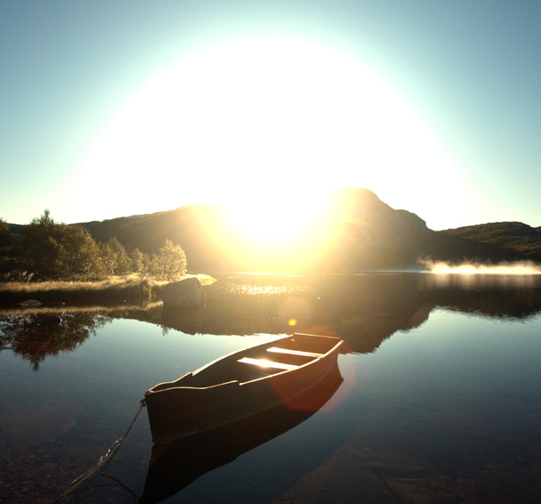 Озеро Норвегии
 - Фото, изображение