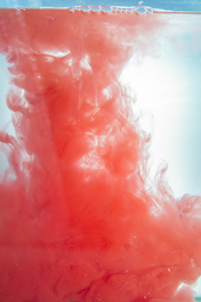 Fantasia Dream Nuvem de tinta na água foco suave
 - Foto, Imagem