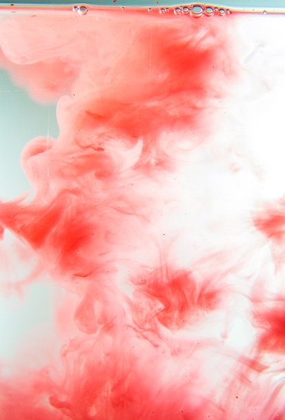 水ソフト フォーカスでインクの空想の夢雲 - 写真・画像
