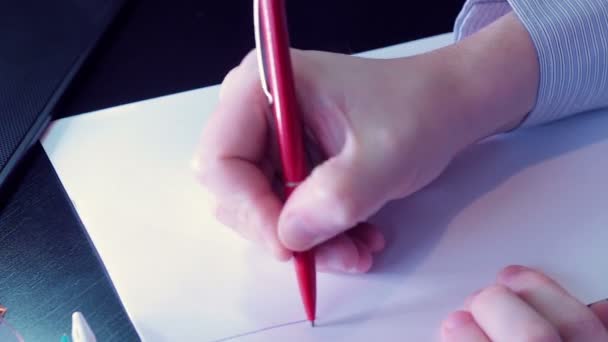 Businessman Male hands writing graphics on paper - Footage, Video