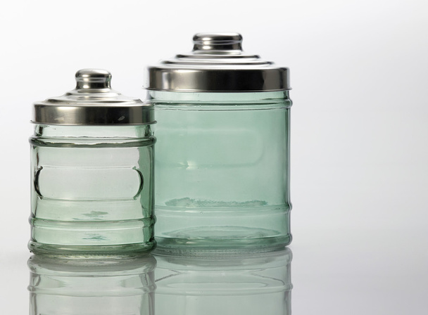 empty glass containers - Foto, imagen