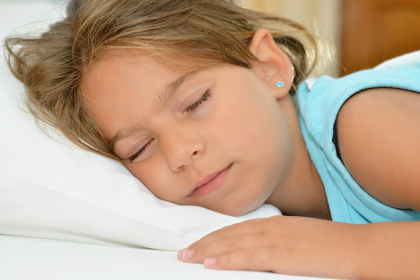 Сладких снов, девушка спит
 - Фото, изображение