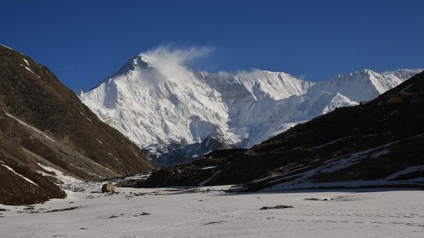 Sixth highest mountain in the world Cho Oyu, Nepal - Foto, immagini