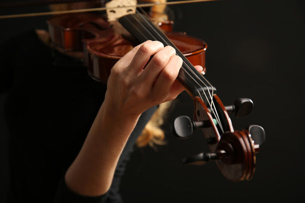 Musician plays violin  - Foto, imagen