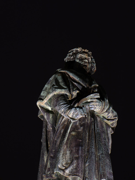 Beethoven monument bij nacht - Foto, afbeelding