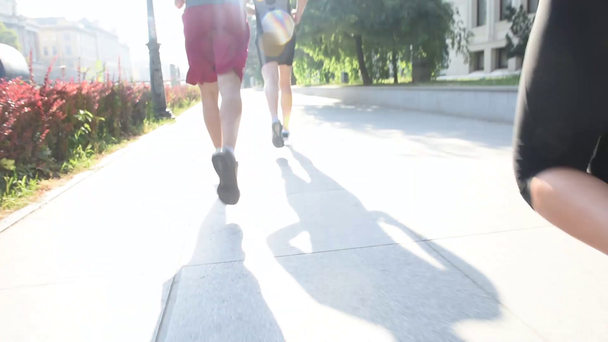 pessoas grupo jogging
 - Filmagem, Vídeo
