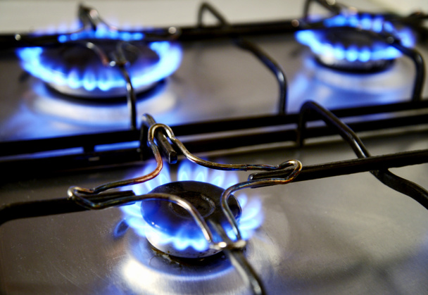 llamas azules de la estufa de gas
 - Foto, imagen