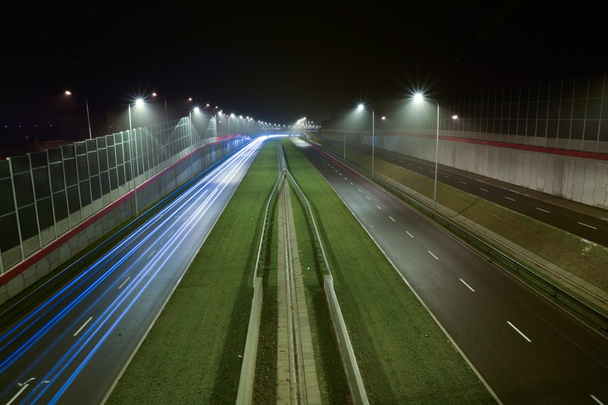 Speedway la nuit
 - Photo, image
