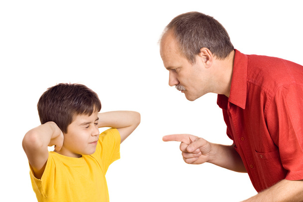 Отец ругает своего сына
 - Фото, изображение