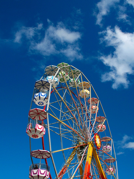 Roda gigante colorida
 - Foto, Imagem
