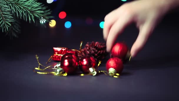 Yeni yıl oyuncaklar masaya koy - Video, Çekim