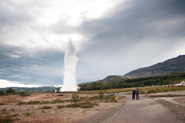 errupting gejzír na Islandu - Fotografie, Obrázek