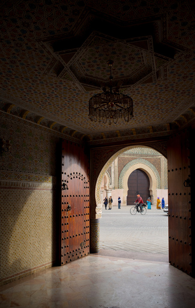メクネス、モロッコでバブマンスール ゲート. - 写真・画像