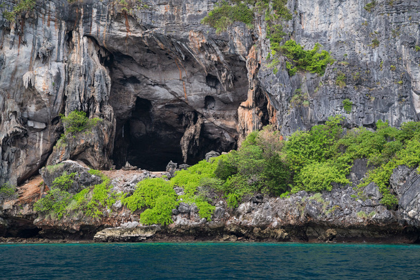Viking jaskini na wyspie Phi Phi Lee, Tajlandia - Zdjęcie, obraz