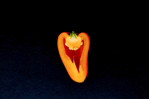 Poivre de Jalapeno demi-orange
 - Photo, image