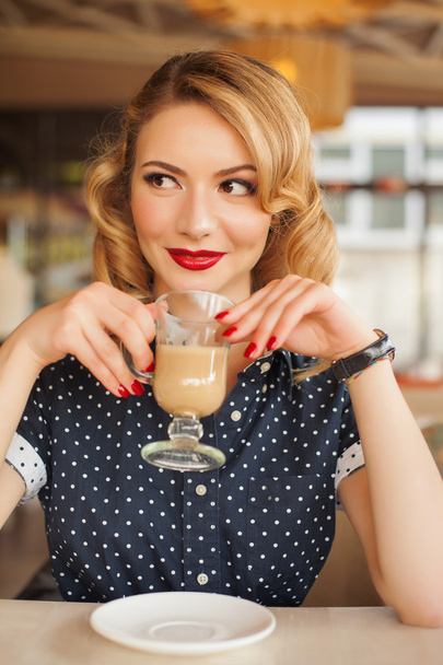 retro beautiful woman in restaurant cafe with coffee - Zdjęcie, obraz