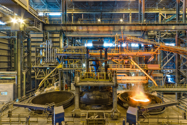 Producción de acero en la planta metalúrgica
 - Foto, imagen