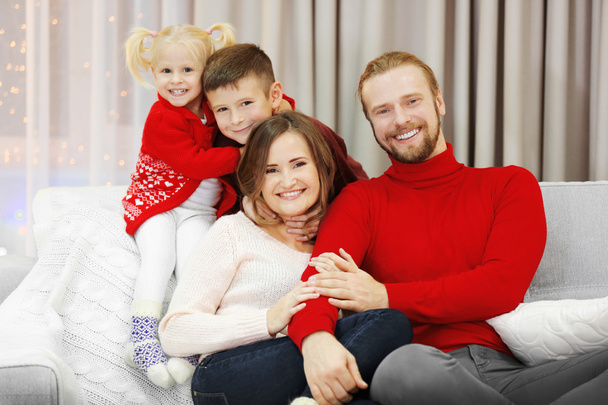 Christmas family in holiday living room - Φωτογραφία, εικόνα