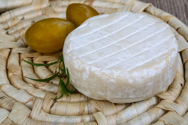 Round Brie cheese - Photo, Image