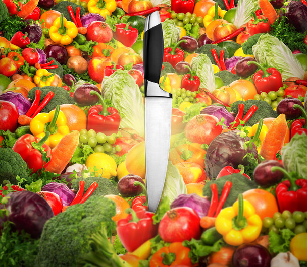 Chief knife with vegetables - Photo, Image