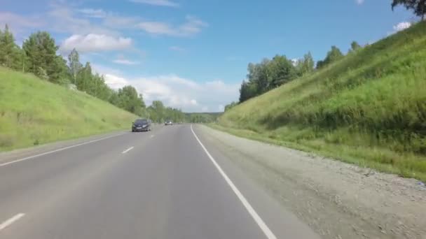 Reizen op de route van Altai Krai. - Video