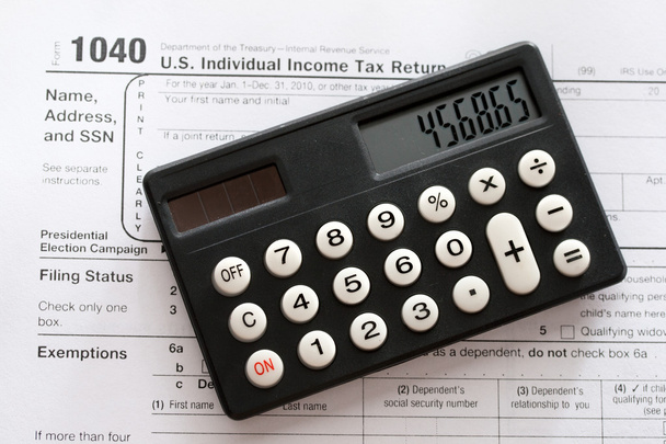 Formulaire et calculateur d'impôt
 - Photo, image