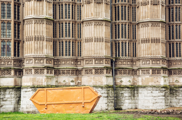 Detailní Foto Westminsterský palác s velkými odpadky kontejner,  - Fotografie, Obrázek