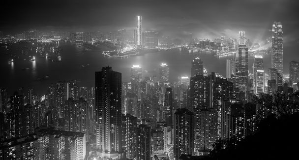 Πόλη Hong Kong και κτίρια μαύρο και άσπρο - Φωτογραφία, εικόνα