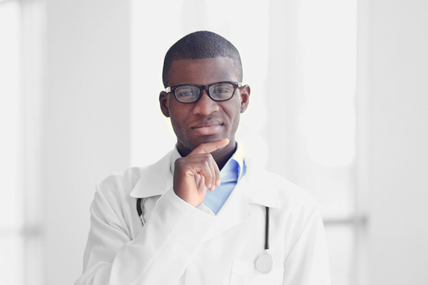 Handsome African American doctor  - Foto, Imagem
