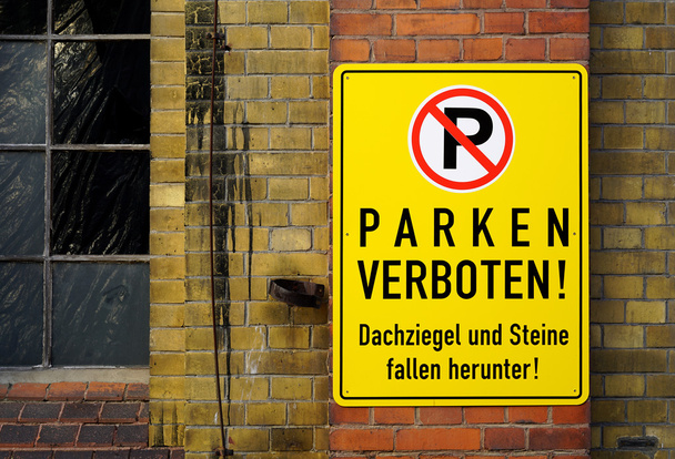 cartel que dice "No hay aparcamiento
" - Foto, imagen