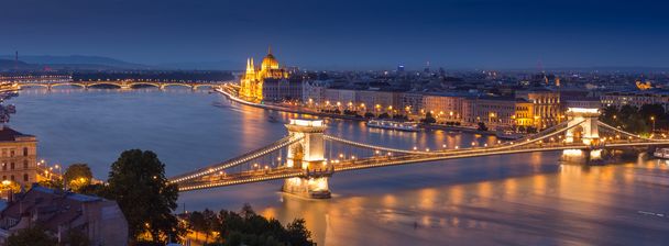 Κέντρο της πόλης της Βουδαπέστης - Φωτογραφία, εικόνα