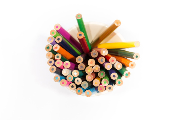 Красивые и разноцветные карандаши, изолированные на белом
 - Фото, изображение