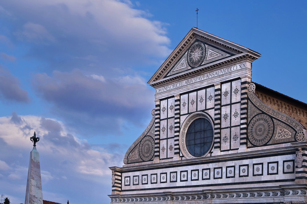 フィレンツェ、イタリアの教会のサンタ・マリア ・ ノヴェッラのファサード - 写真・画像