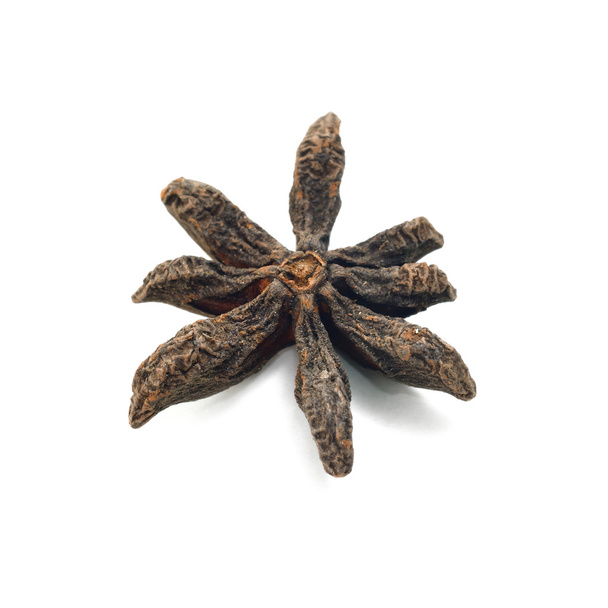 Anís estrellado aislado sobre fondo blanco (Herb
) - Foto, Imagen