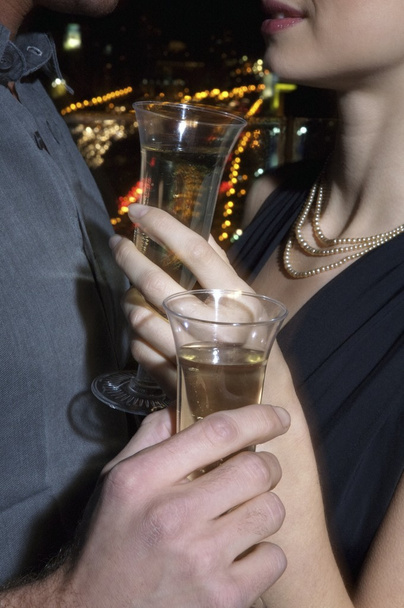  jovem casal bebendo champanhe - Foto, Imagem