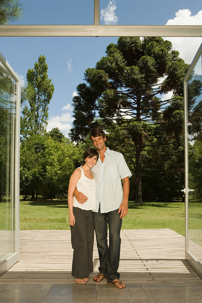 Paar und ihr Garten - Foto, Bild