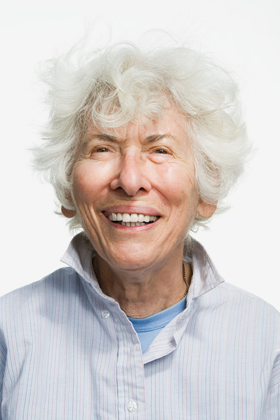 Retrato de una mujer adulta mayor
 - Foto, Imagen