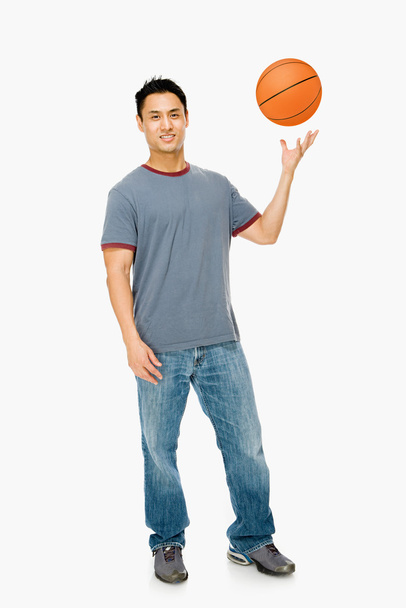 Man with basketball smiling - Foto, Imagen