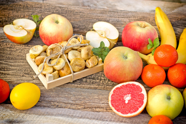 健康食品 - 新鮮な有機フルーツ - 写真・画像