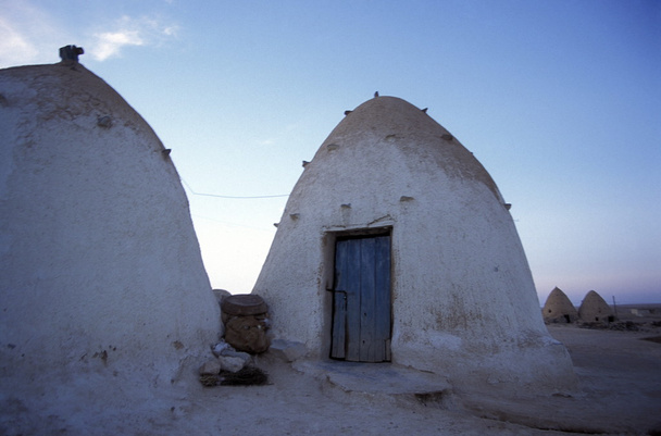 Traditionele klei huizen in het dorp, Syrië, Azië - Foto, afbeelding