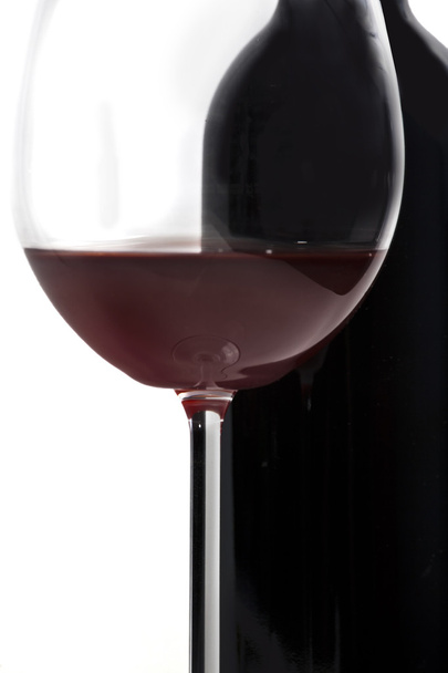 Wine glasses and bottle - Foto, immagini