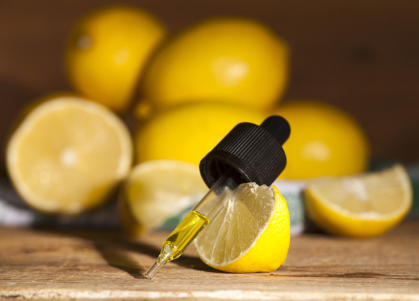 Lemon essential oil - Fotoğraf, Görsel