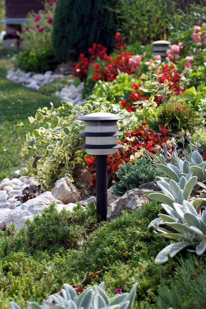 Lámpara jardín
 - Foto, imagen